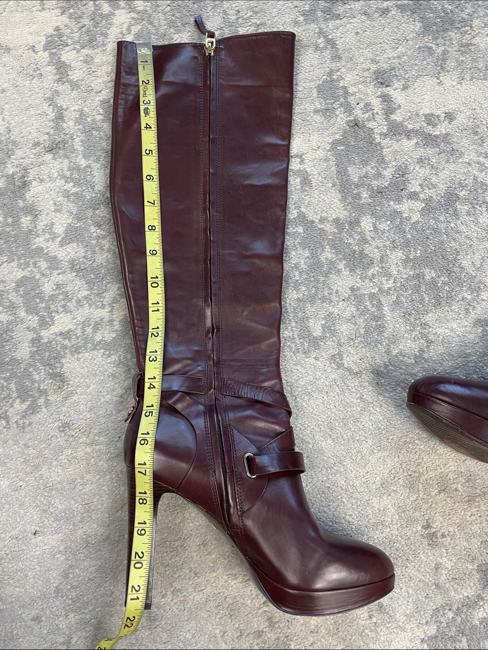 Vince Camuto Signature Fabina Dark Burgundy Purple Leather Heeled Boots 9.5 - Picture 8 of 16